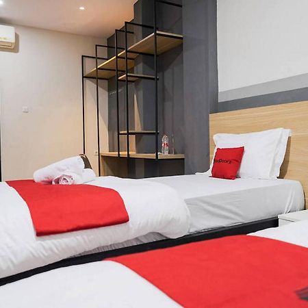 Reddoorz Plus Near Taman Anggrek Mall Jakarta Luaran gambar