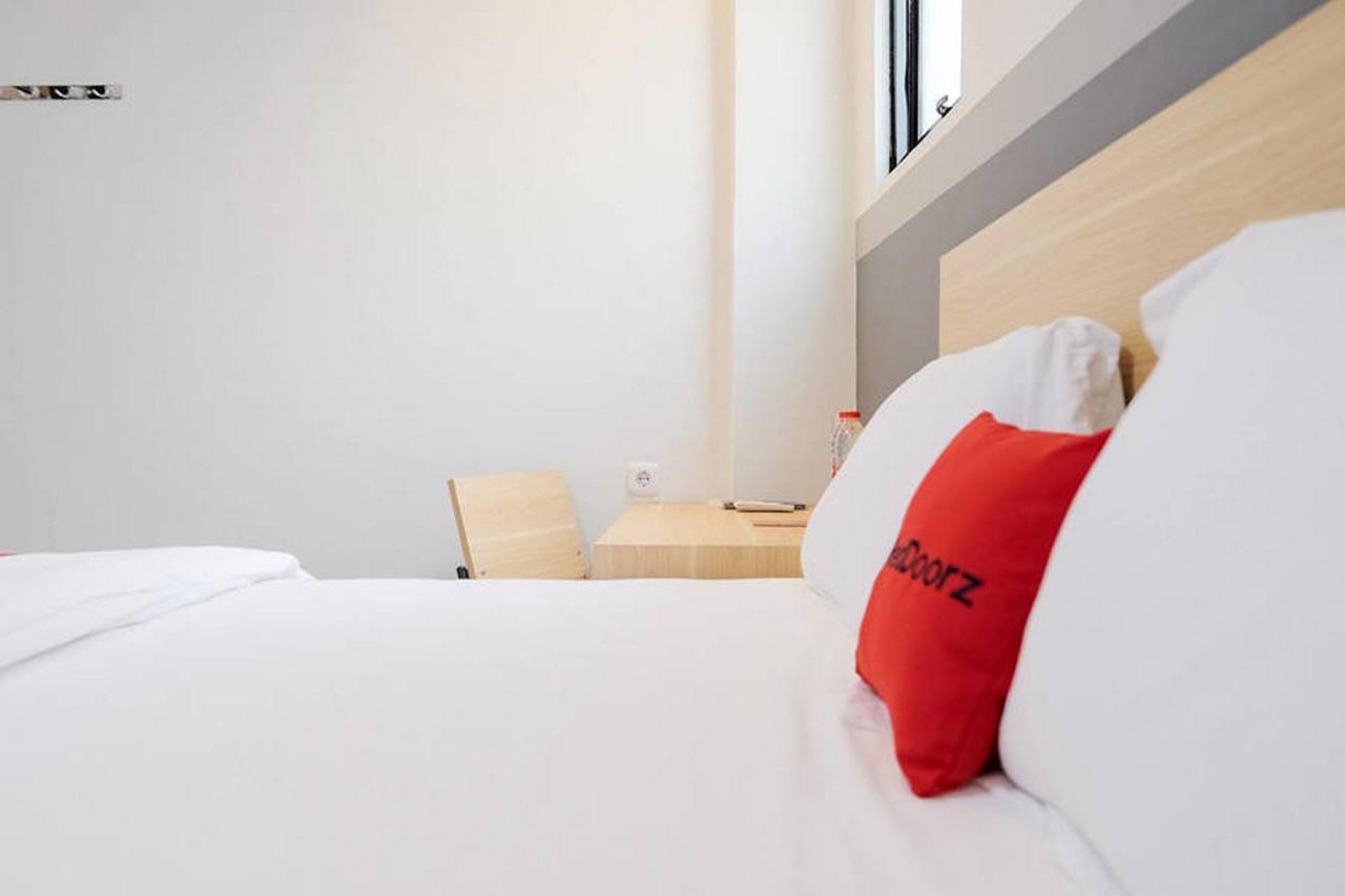 Reddoorz Plus Near Taman Anggrek Mall Jakarta Luaran gambar