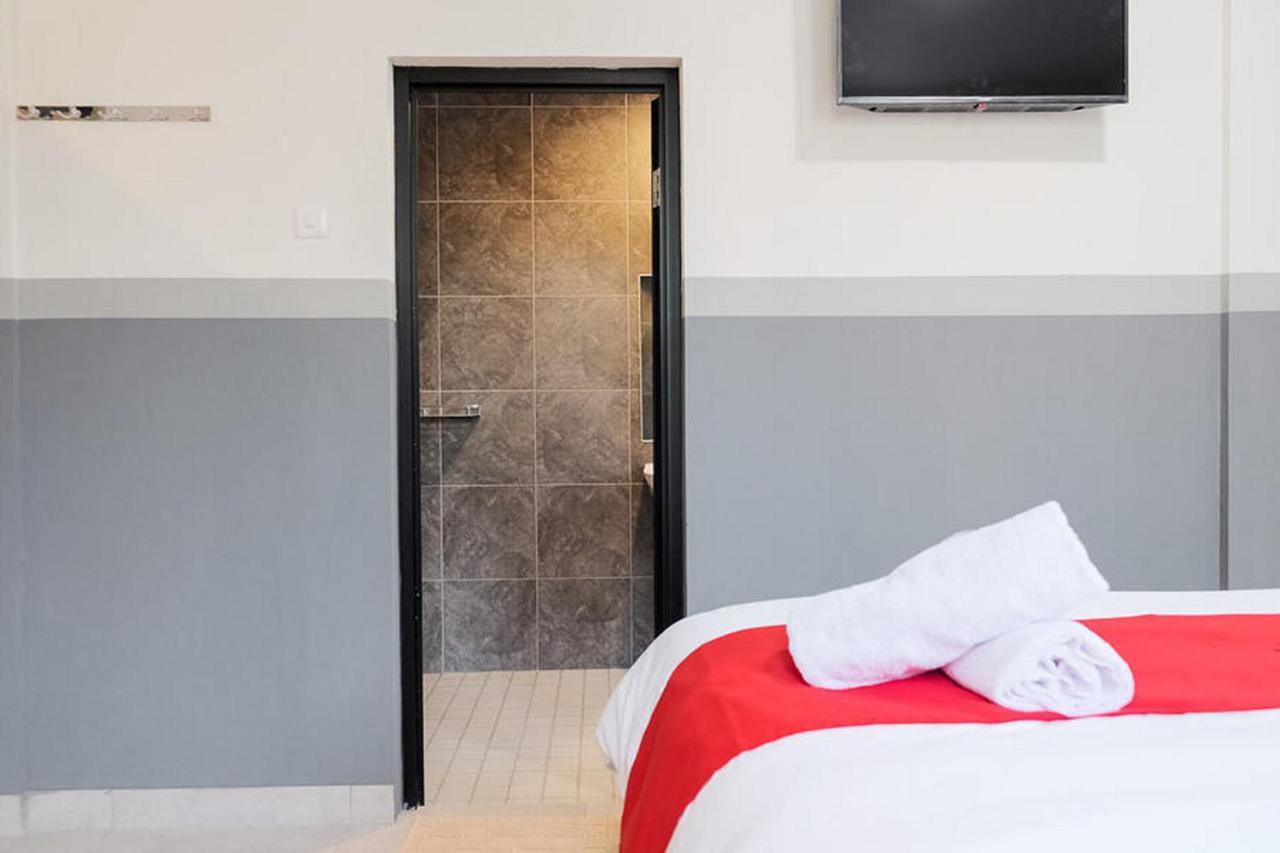 Reddoorz Plus Near Taman Anggrek Mall Jakarta Luaran gambar