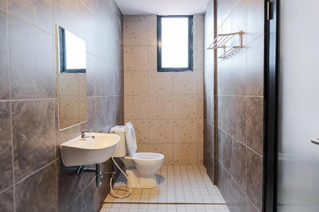 Reddoorz Plus Near Taman Anggrek Mall Jakarta Luaran gambar